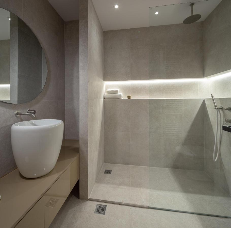 Hippocrates - Faliro deluxe apartment Atenas Exterior foto